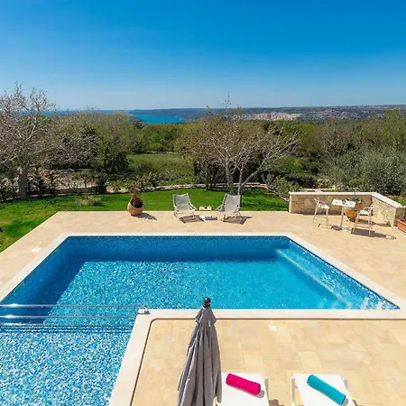 Hébergement de vacances Laura *