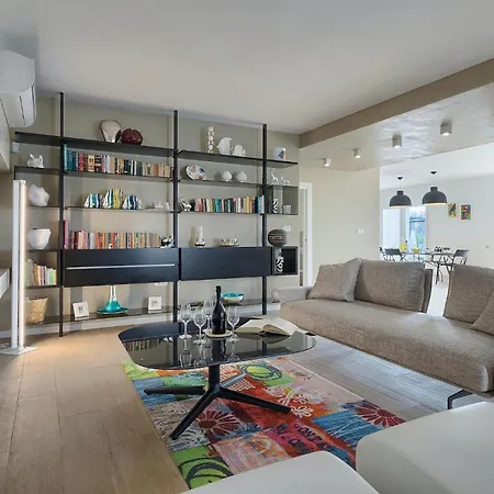 Ferienhaus Laura Valhova