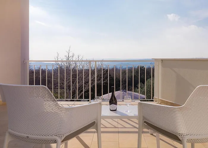 Laura Ferienhaus Valhova